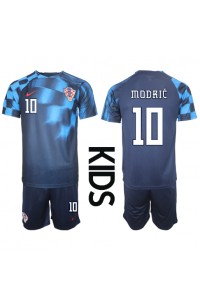 Kroatia Luka Modric #10 Babyklær Borte Fotballdrakt til barn VM 2022 Korte ermer (+ Korte bukser)